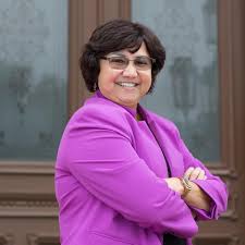 Lupe Valdez